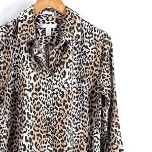 Chicos Long Sleeve Button Up Shirt Leopard Print No Iron Size 2 Women L Mob Wife